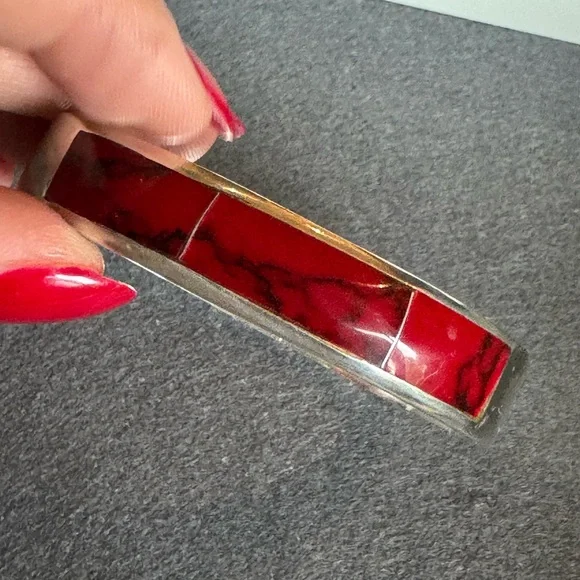 Vintage coral inlay Sterling silver hinged bracelet made in Mexico